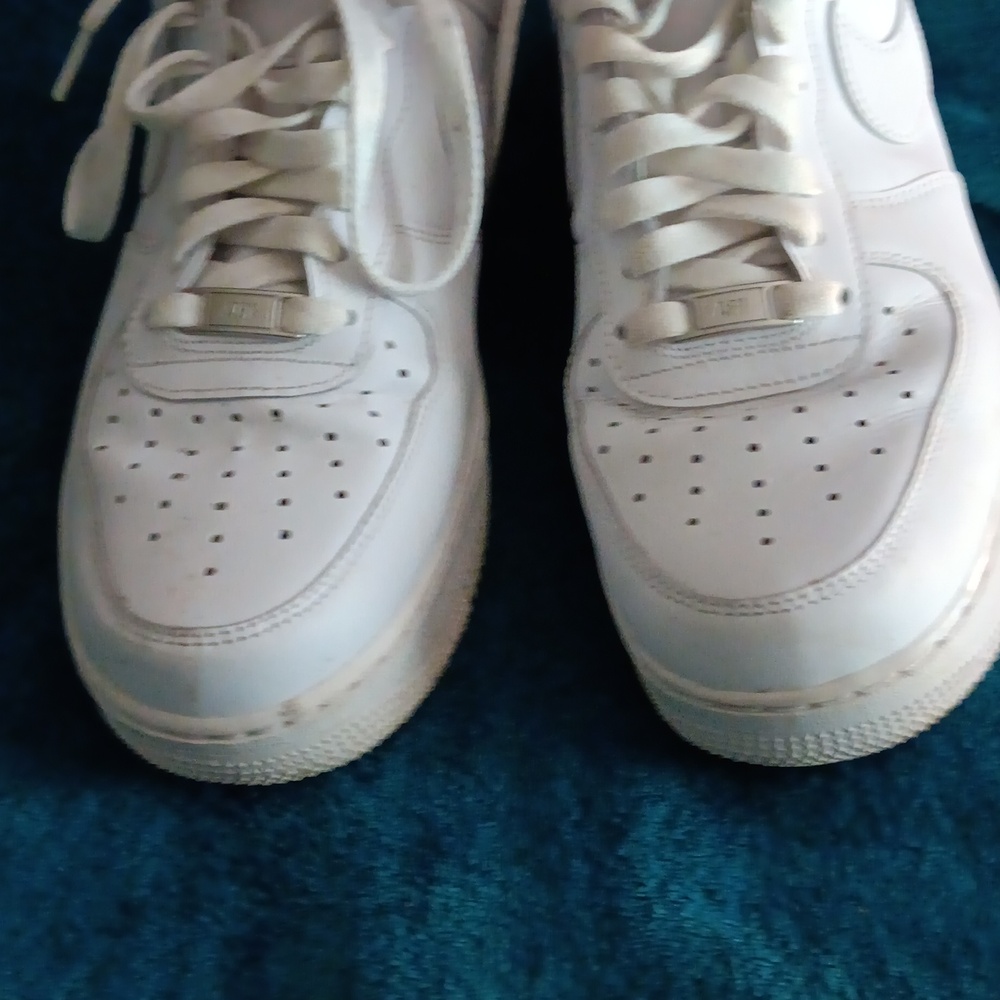Air force 1 White size 9.5(2288-111) - Picture 9 of 11